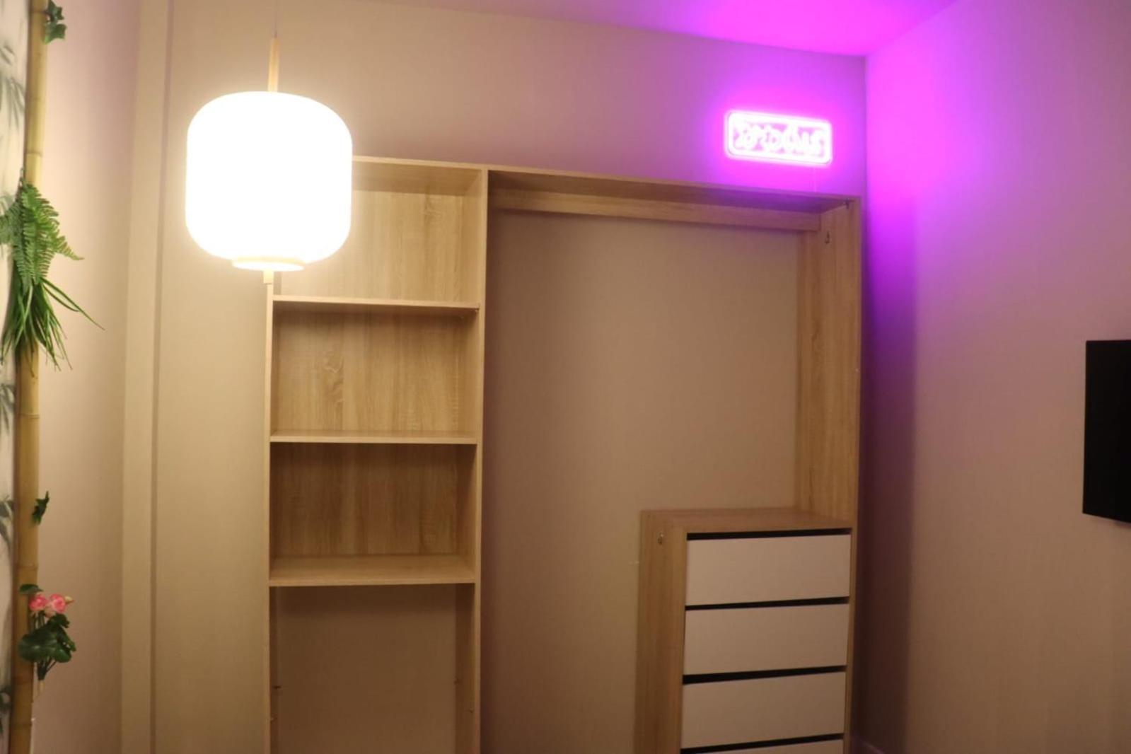 Loveroom Japon Avec Balneotherapie Toulon Eksteriør billede